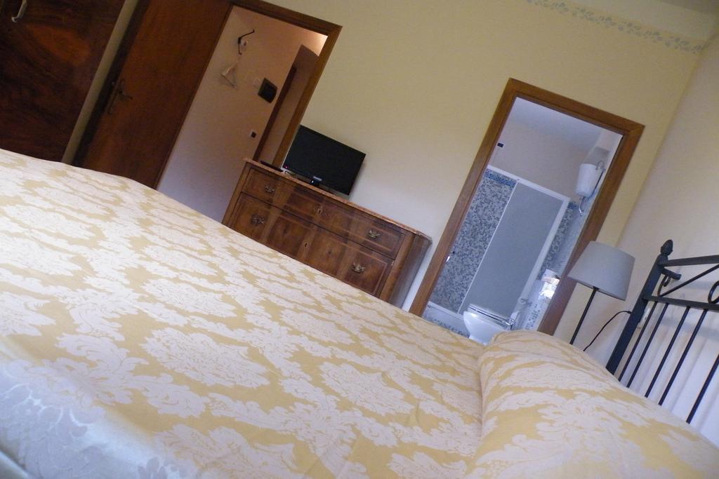 Гостевой дом Agriturismo Fattoria Di Gragnone Номер фото